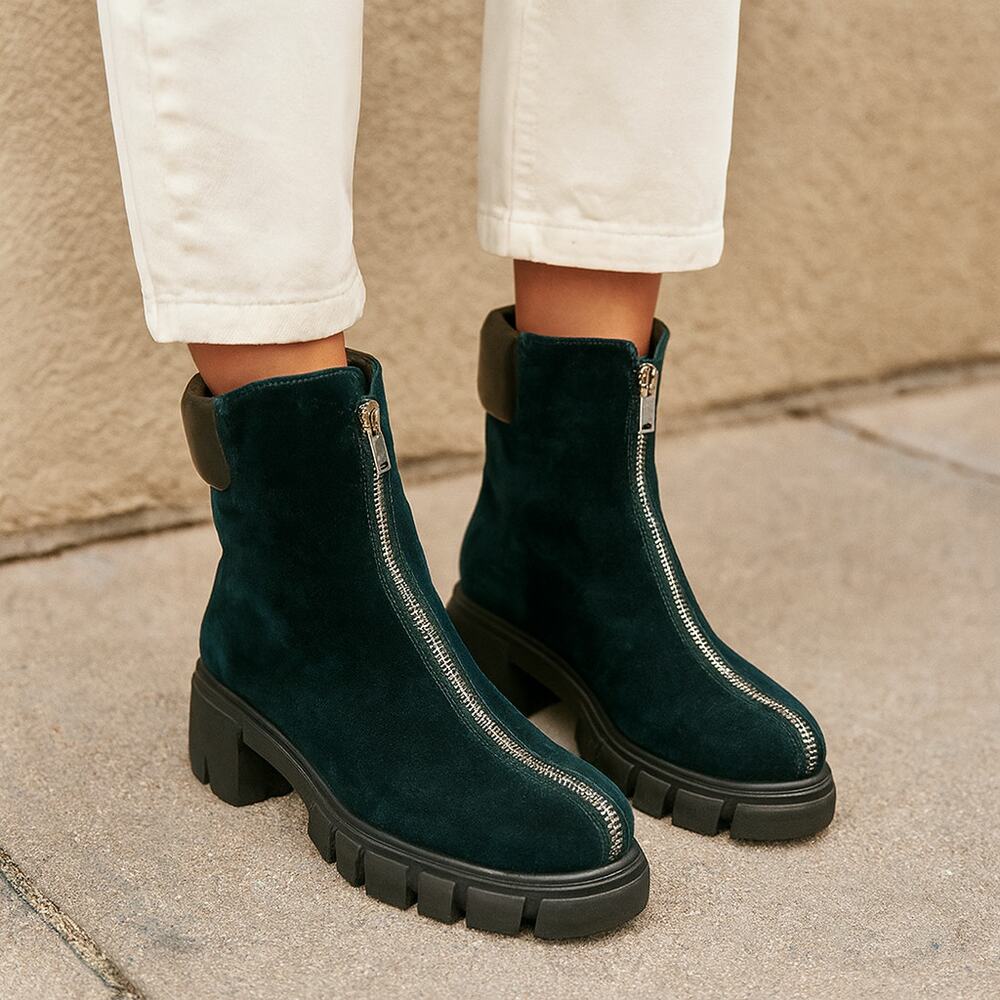 L'Idea by Lori SZ 8.5 Center Zip Emerald Green Suede Italian Lug Sole Boots $379
